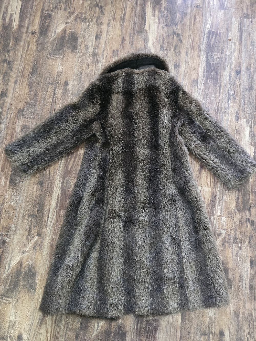 Vintage 1970s Beekman Place Faux Fur Coat Long Shaggy Mink Look Gray Brown - Picture 5 of 7
